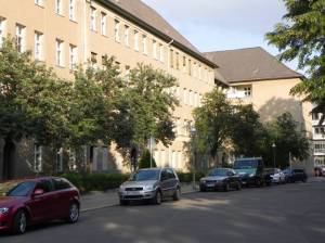  (Zeppelinplatz, Berlin-Wedding, Beuth-Hochschule, Bürgeramt Mitte) 